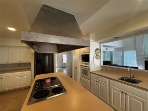 44 Whisper Ln in Spring, TX - Building Photo - Building Photo