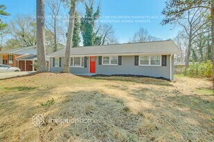 4172 Renfrew Ct SW in Atlanta, GA - Building Photo