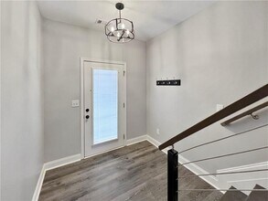 225 Stone Park Dr in Woodstock, GA - Building Photo - Building Photo