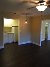 2241 W Pensacola St, Unit 68 in Tallahassee, FL - Building Photo - Building Photo