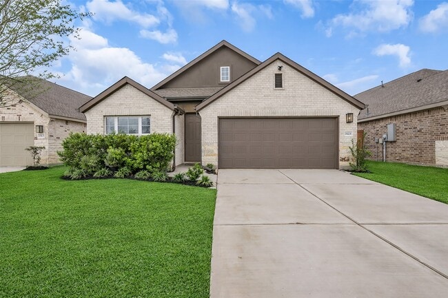 property at 19419 Valletta Green Dr