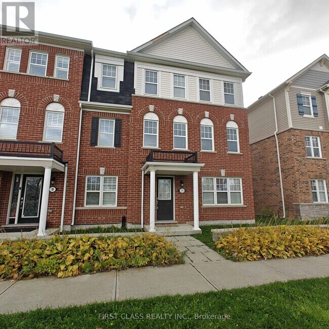 11 Tight Ct in Milton, ON - Building Photo - Building Photo