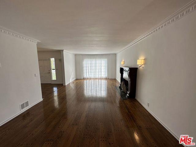 property at 619 N Canon Dr