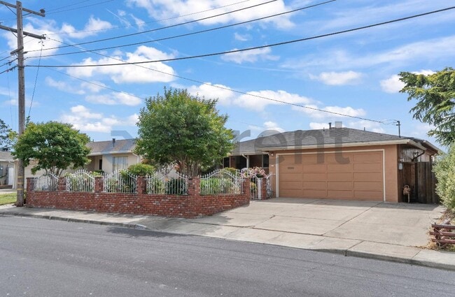 property at 2689 Limerick Rd