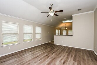 900 W Bend Blvd in Burleson, TX - Building Photo - Building Photo