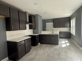 1206 N 46th St in Milwaukee, WI - Building Photo