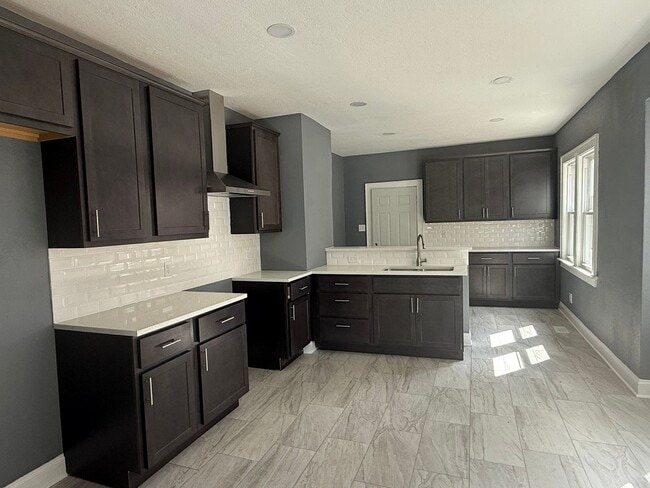 property at 1206 N 46th St