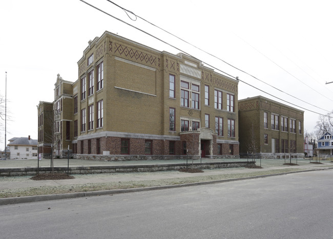 Faxon School Apartments in Kansas City, MO - Building Photo - Building Photo