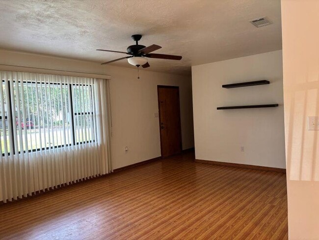 128 Moriarty St NW in Fort Walton Beach, FL - Building Photo - Building Photo