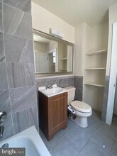 3829 Hamilton St-Unit -1F in Philadelphia, PA - Foto de edificio - Building Photo