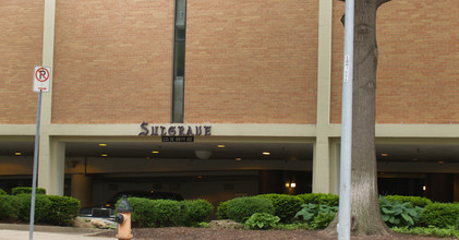 The Sulgrave in Kansas City, MO - Building Photo - Building Photo