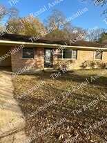 316 Wallace Dean Rd in West Monroe, LA - Building Photo