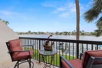 9495 Blind Pass Rd in St Pete Beach, FL - Building Photo - Building Photo