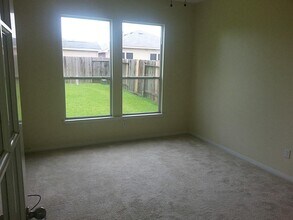 18803 Knobby Oaks Pl in Magnolia, TX - Building Photo - Building Photo