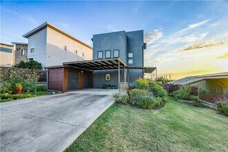 5408 Sendero Hills Pkwy in Austin, TX - Building Photo - Building Photo