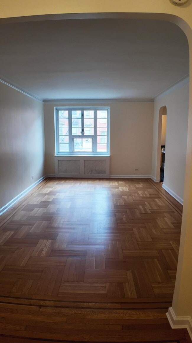 1 Jane St in New York, NY - Building Photo - Building Photo