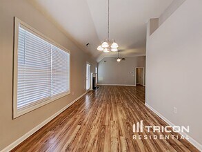 207 Turtle Cv in Carrollton, GA - Building Photo - Building Photo