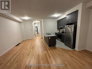 93 Air Dancer Cres in Oshawa, ON - Building Photo - Building Photo