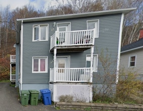 33 Rue Véniot in Edmundston, NB - Building Photo - Building Photo