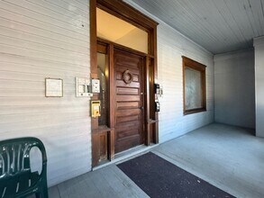 438 University Ave NE in Minneapolis, MN - Building Photo - Building Photo