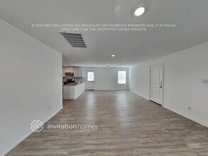 5933 Antonio Pl in Seguin, TX - Foto de edificio - Building Photo