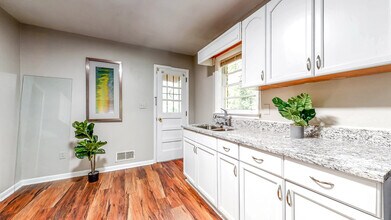 255 Hermer Cir NW in Atlanta, GA - Building Photo - Building Photo