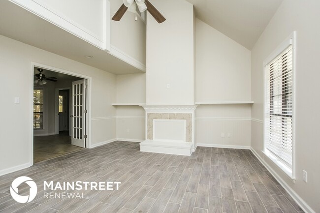 4461 Green Creek in Memphis, TN - Foto de edificio - Building Photo