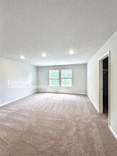 2148 Willow Glen Dr in Graham, NC - Building Photo - Building Photo