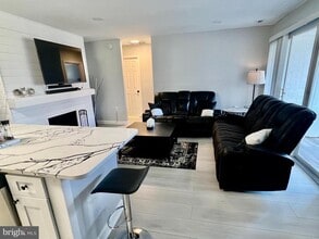 10528 Cross Fox Ln in Columbia, MD - Building Photo - Building Photo