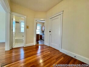 37 Wendell St, Unit 33 in Cambridge, MA - Building Photo - Building Photo