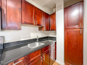 4180 N Marine Dr in Chicago, IL - Building Photo - Building Photo