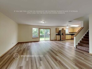1714 Stonegate Dr in Montgomery, IL - Building Photo - Building Photo
