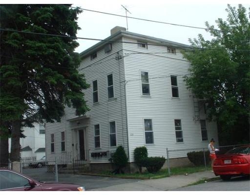 320 Third St in Fall River, MA - Building Photo