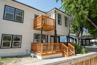1034 Hammond Ave in San Antonio, TX - Building Photo - Building Photo