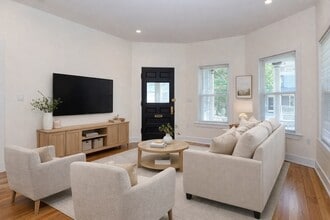 56 Lyndhurst St in Boston, MA - Building Photo - Building Photo