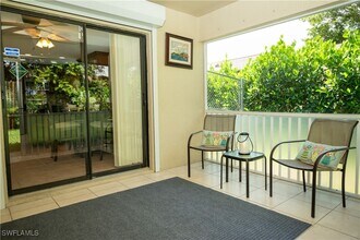 2247 Pineland St in Naples, FL - Building Photo - Building Photo
