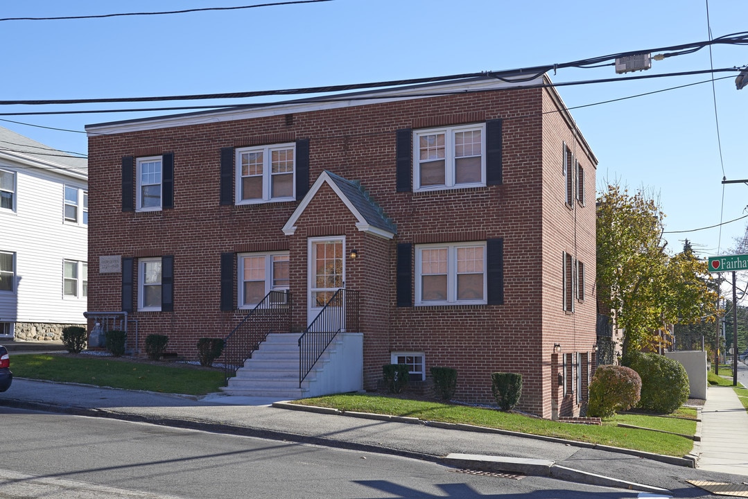 The Fairhaven Road Apartments in Worcester, MA - Foto de edificio