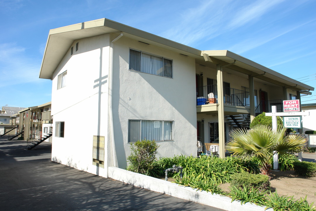 Lewis Apartments in Monterey, CA - Building Photo