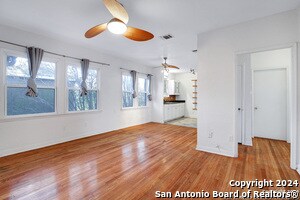 255 Natalen Ave in San Antonio, TX - Building Photo - Building Photo