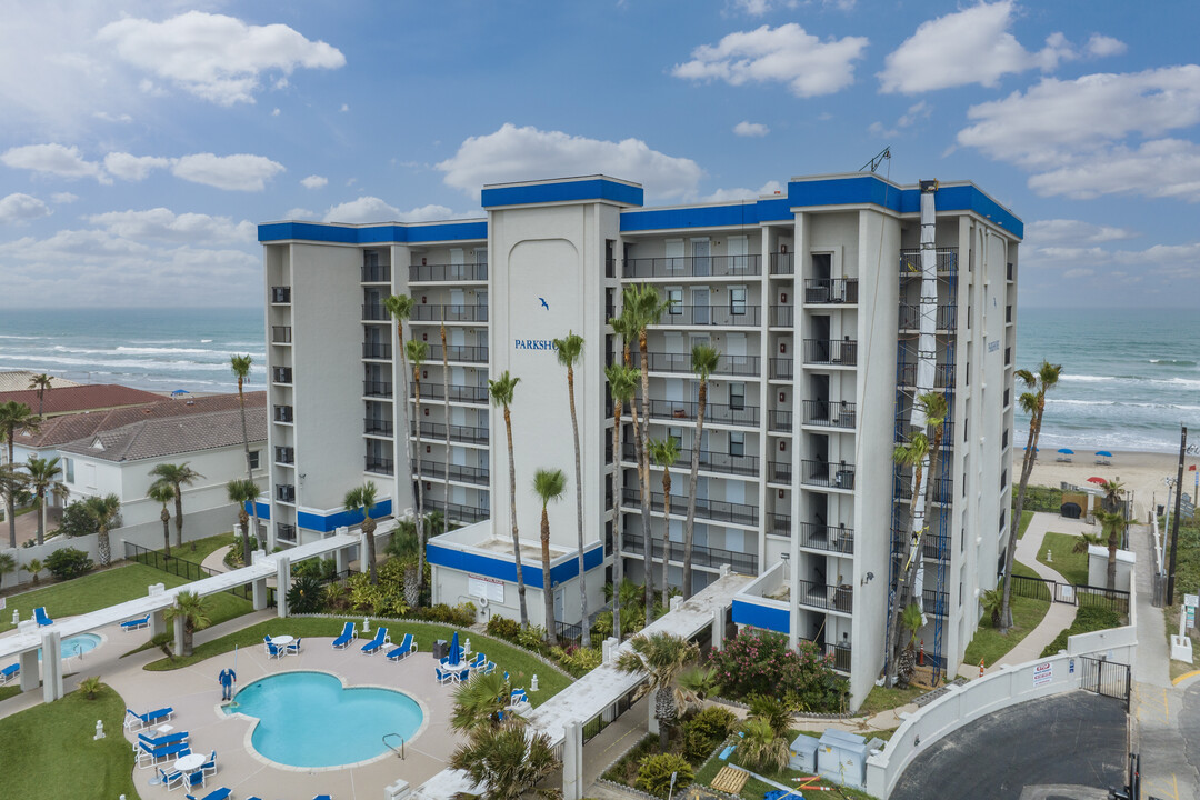 Parkshore Condominiums in South Padre Island, TX - Building Photo