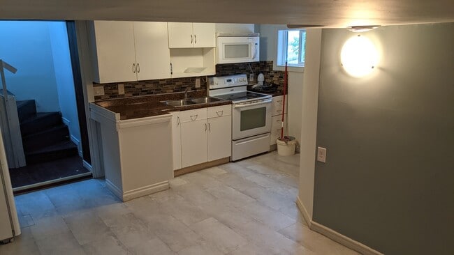 821-821 St Matthews Ave in Winnipeg, MB - Building Photo - Building Photo