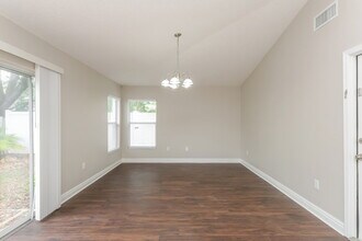 1812 Rudder Dr in Valrico, FL - Building Photo - Building Photo