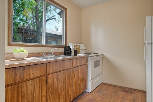 Ventana in Saskatoon, SK - Building Photo - Building Photo