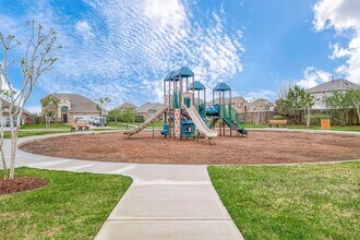 724 Cedar Gate Ln in La Marque, TX - Building Photo - Building Photo