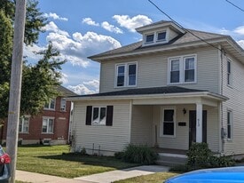 613 N Chestnut St in Palmyra, PA - Building Photo