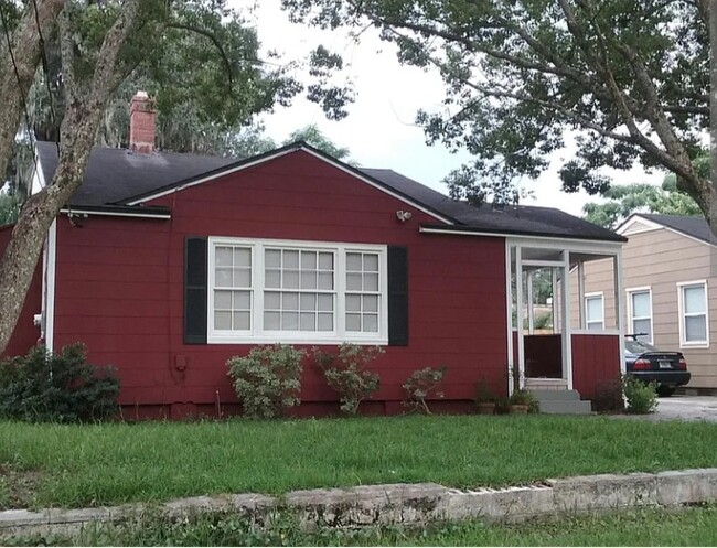 property at 5222 Sunderland Rd