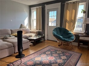 15 Stratford Rd in Buffalo, NY - Building Photo - Building Photo