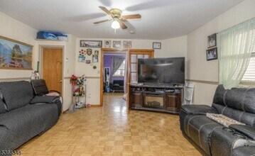 152 Court St in Elizabethport, NJ - Building Photo - Building Photo