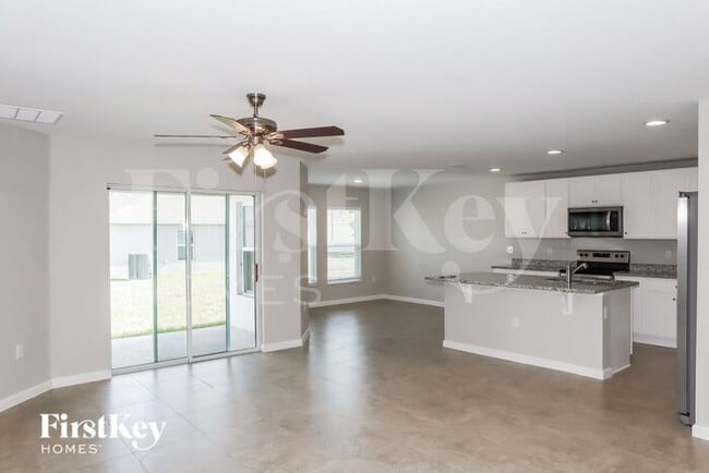 175 Southern Breeze Lp in Winter Haven, FL - Building Photo - Building Photo
