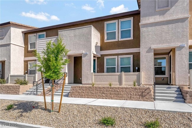 property at 3729 Celesta Vis Ave